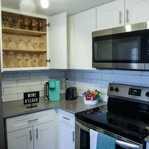 2 Bedroom Minutes From Vegas Strip And Airport Las Vegas