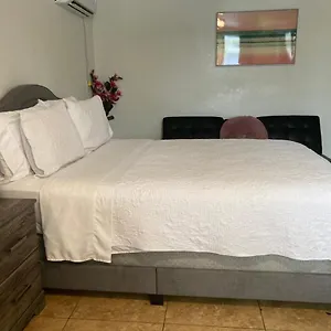 Cozy Studio…with Private Entrance Las Vegas