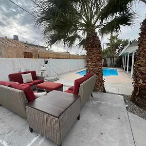 The Vegas Escape - Near The Airport/strip With Pool Las Vegas